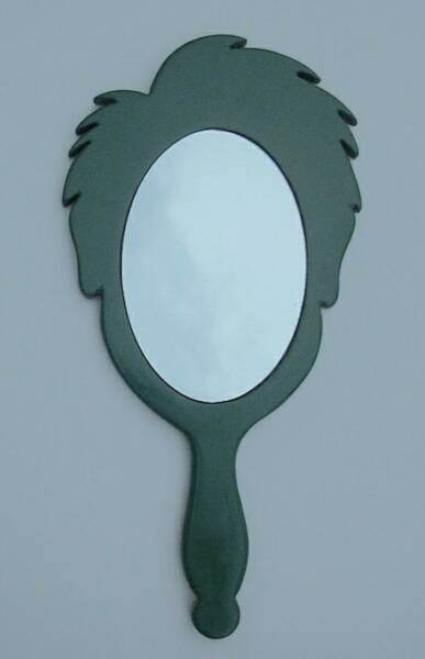 green_mirror.jpg