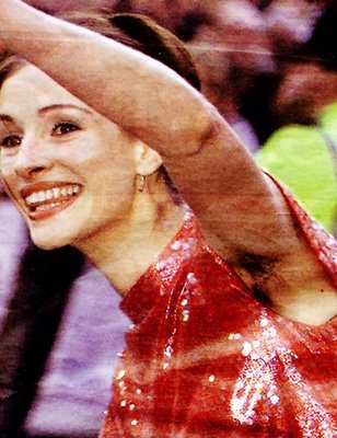 julia_roberts_hairy_armpit.jpg