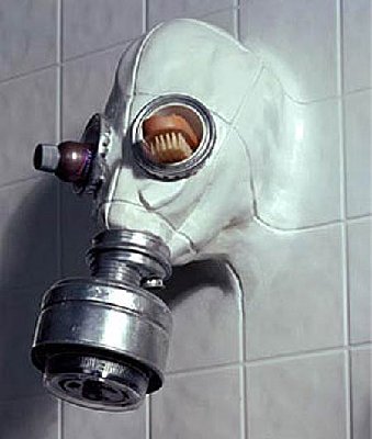 gas-mask-shower-head.jpg